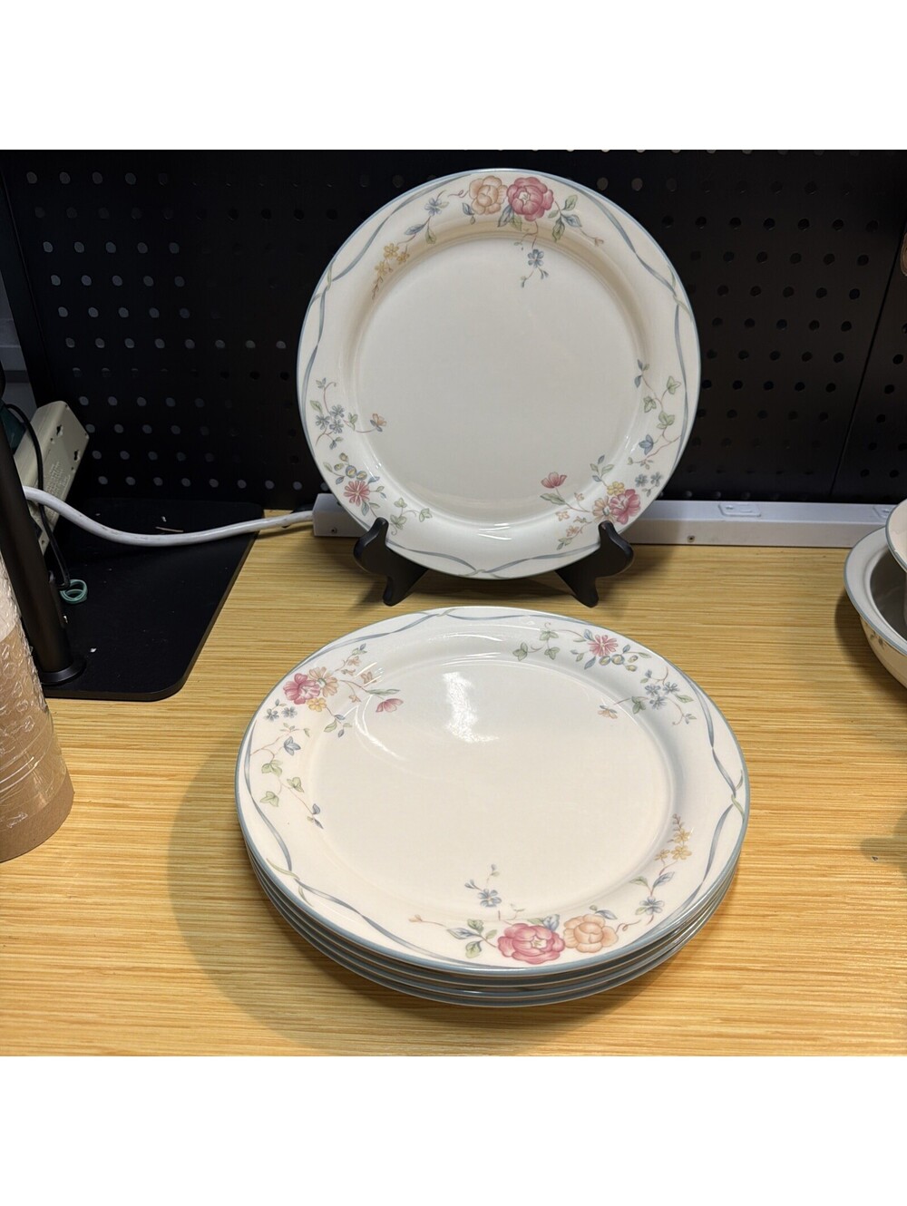VTG Lot Of 4 Lenox Country Cottage Courtyard Chinastone Dinner Plates 10 3/4” *